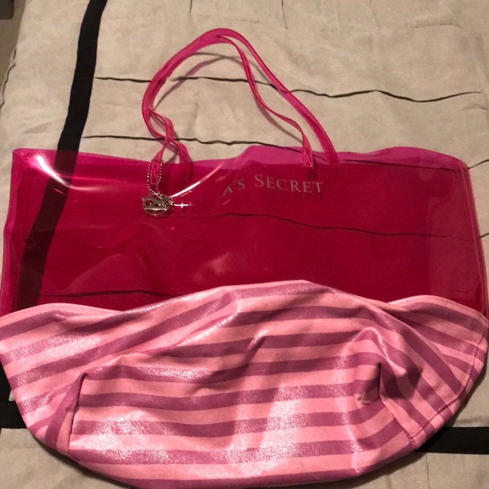 Victoria’s Secret pink beach bag!